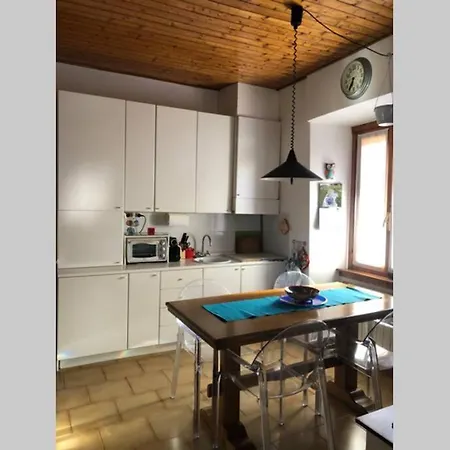 Apartament On The Lake Apartment