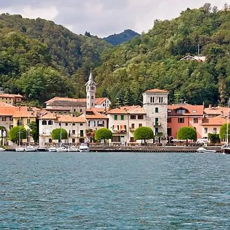 Apartament On The Lake Apartment